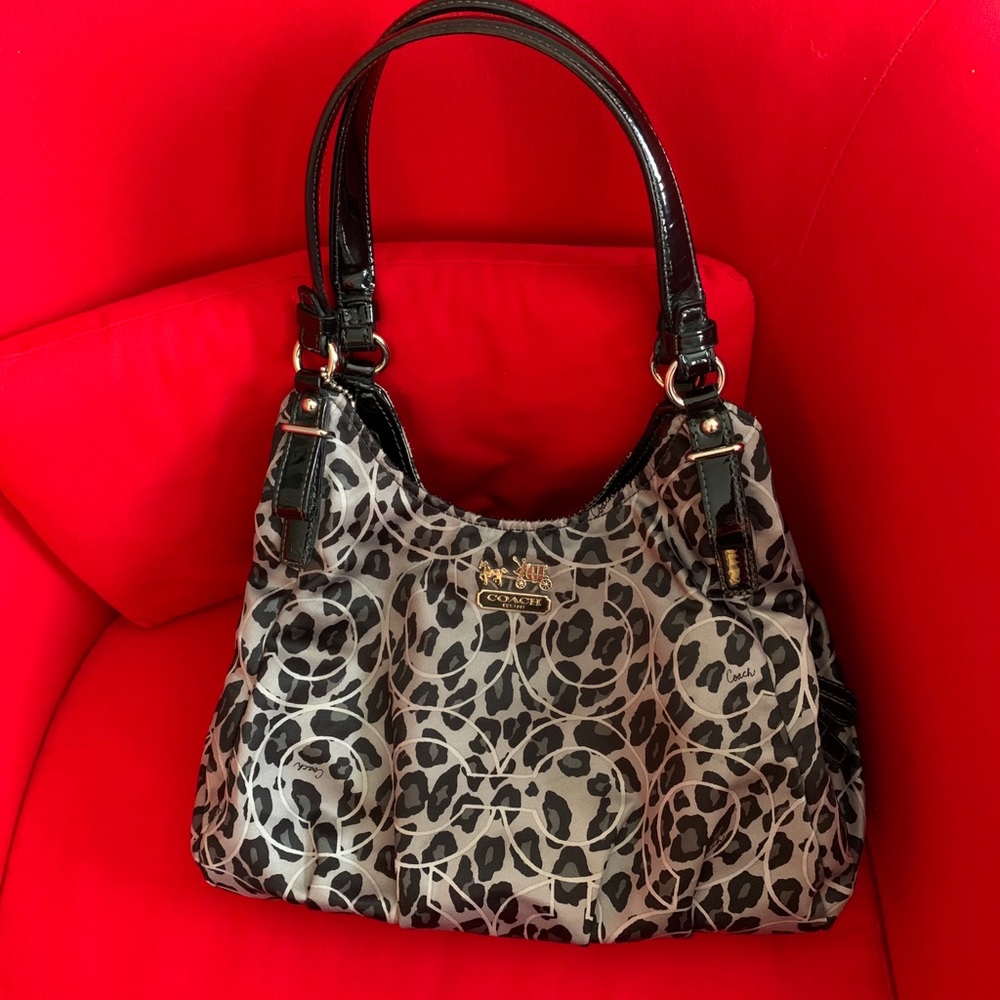 Leopard purse